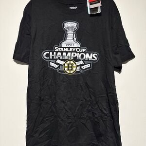 2011 Reebok Black and Yellow Bruins Shirt